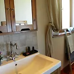 Bed & Breakfast Maison Olleris 3*