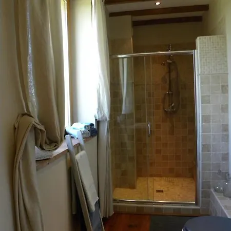 Bed & Breakfast Maison Olleris 3*